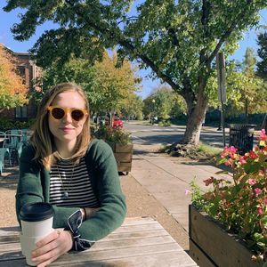 Meet your Posher, Hannah